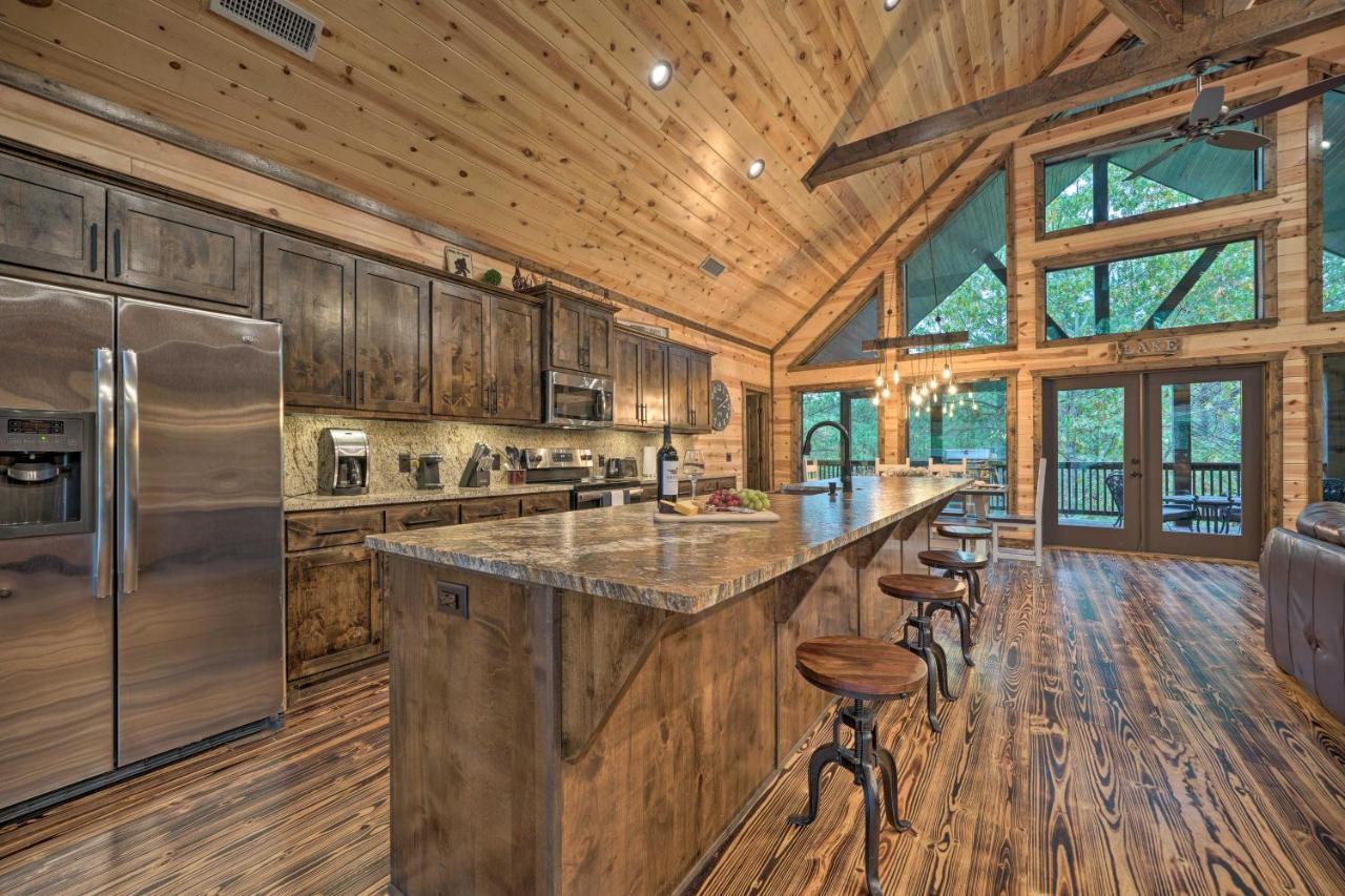 Broken Bow Cabin Deck With Hot Tub And Pool Table! ภายนอก รูปภาพ